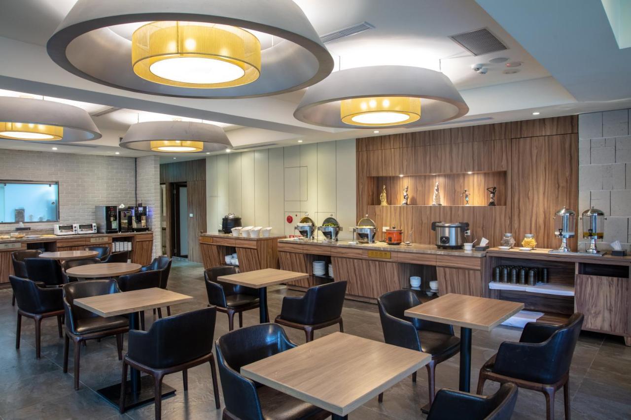 雲富大飯店 Hotel Cloud-Zhongshan Тайпей Екстериор снимка