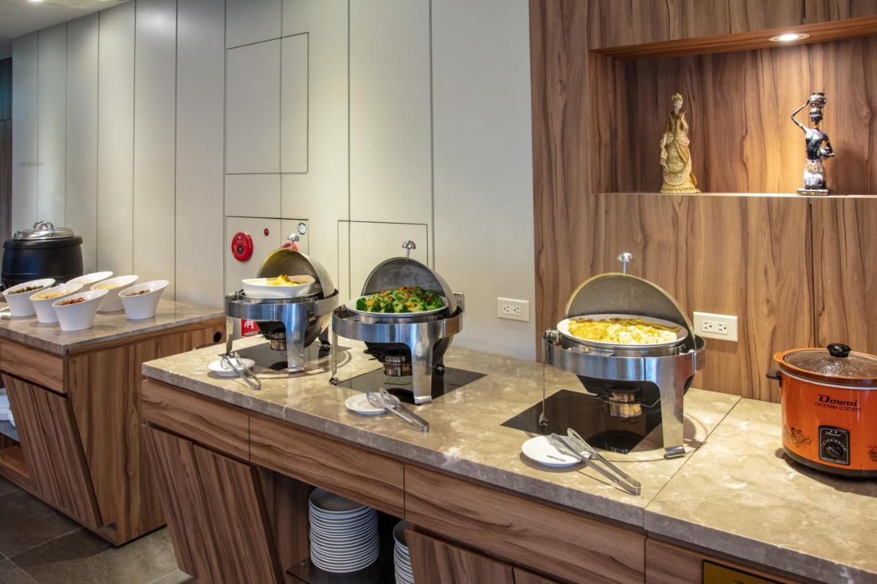 雲富大飯店 Hotel Cloud-Zhongshan Тайпей Екстериор снимка