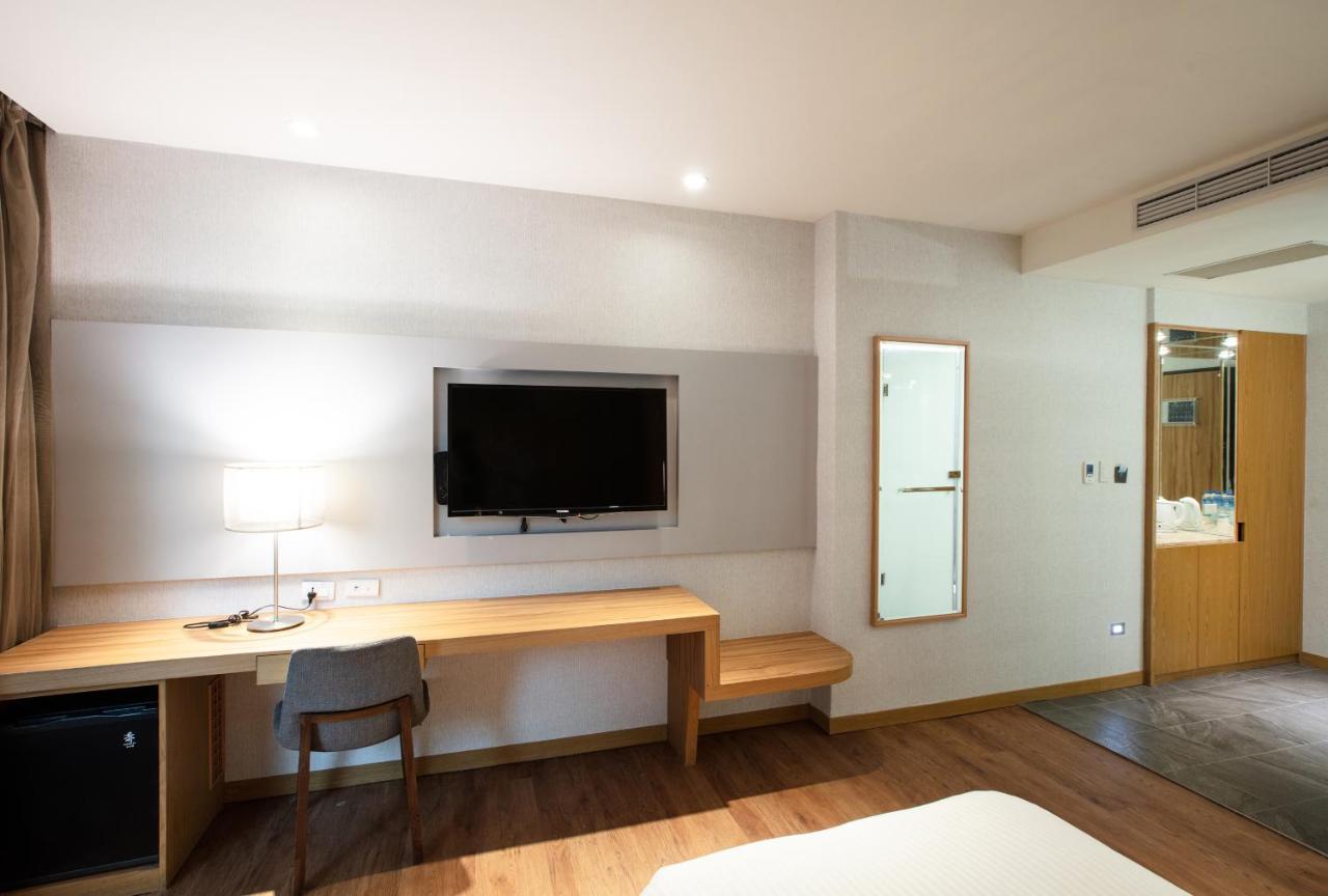雲富大飯店 Hotel Cloud-Zhongshan Тайпей Екстериор снимка