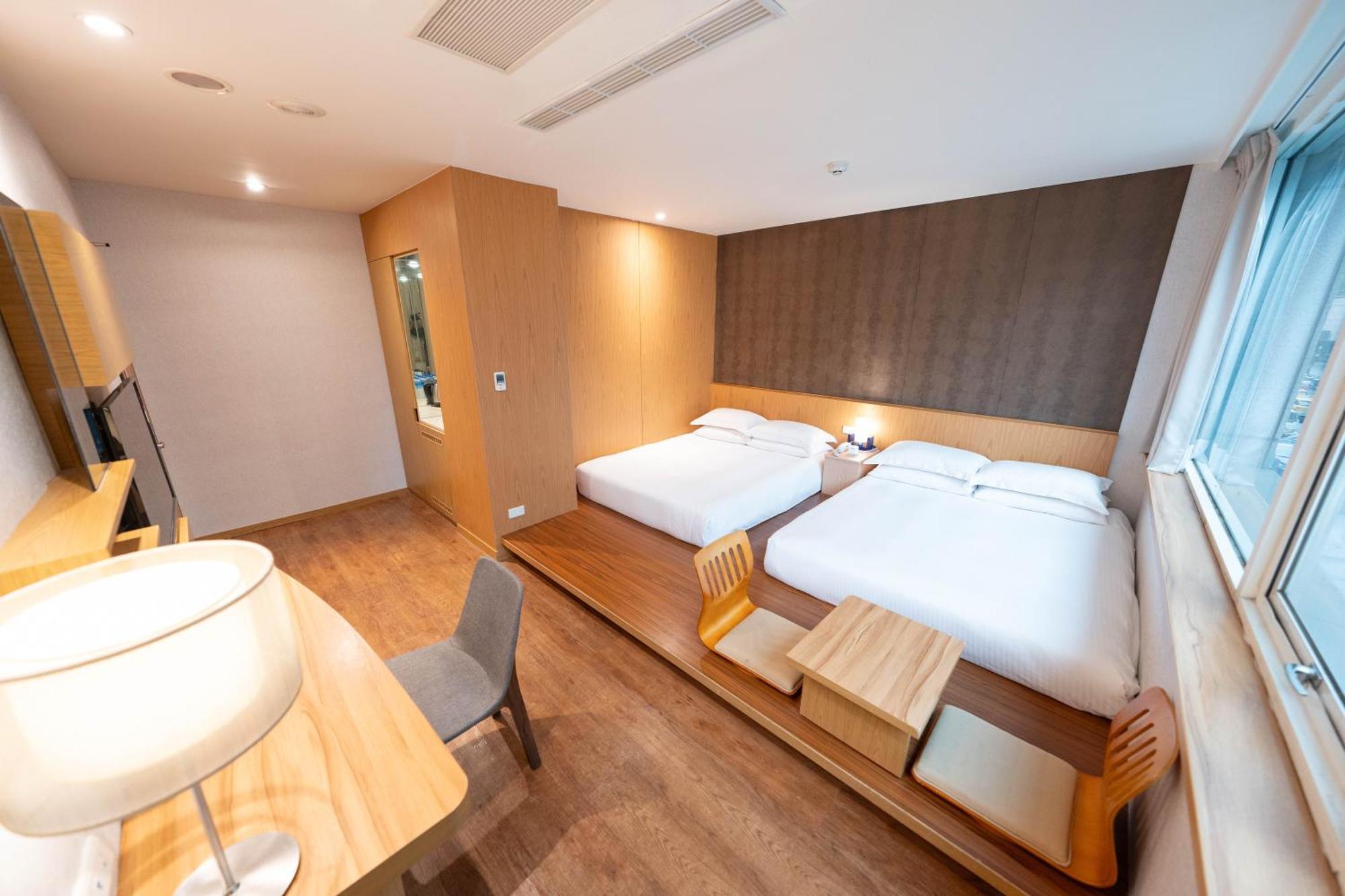 雲富大飯店 Hotel Cloud-Zhongshan Тайпей Екстериор снимка
