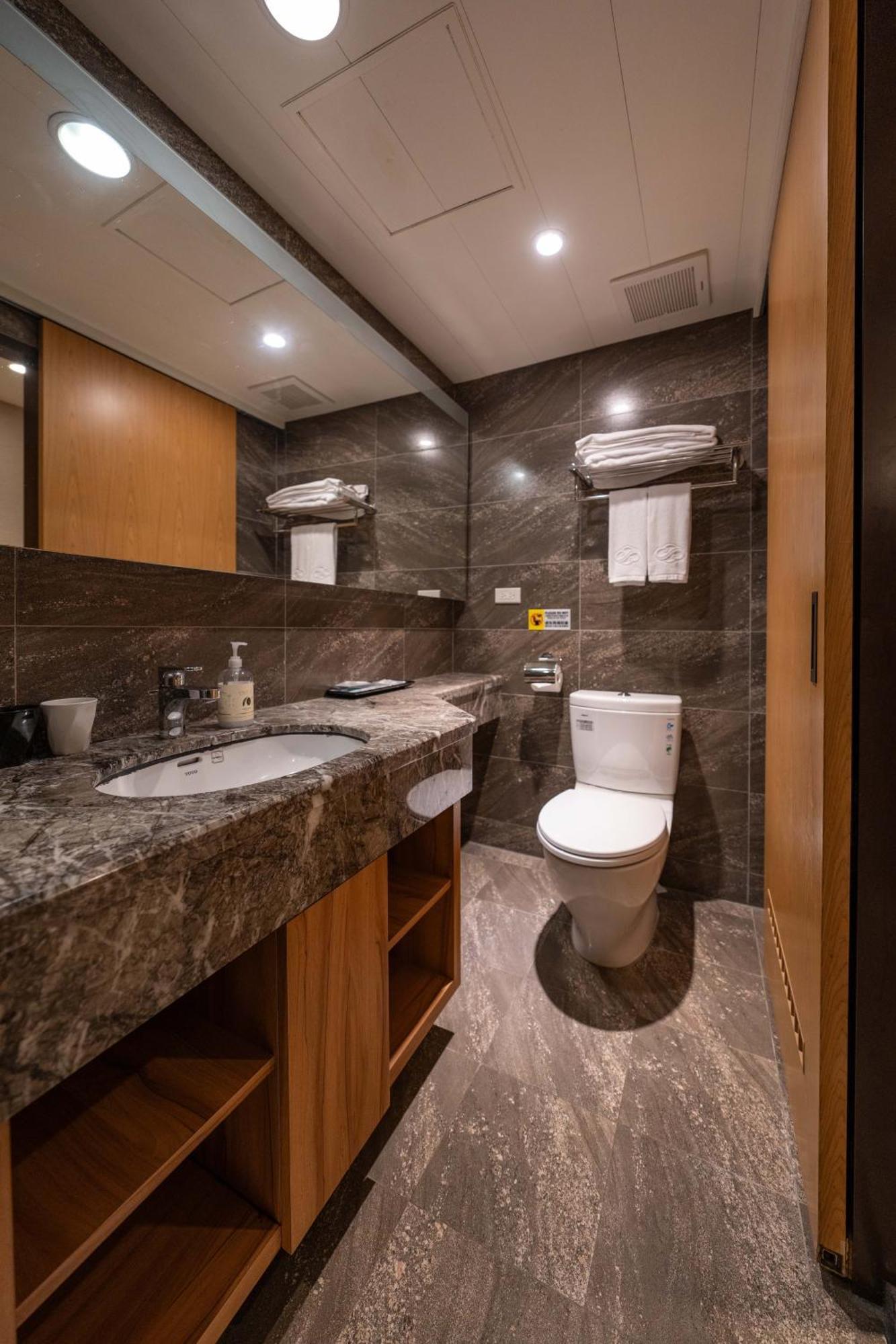 雲富大飯店 Hotel Cloud-Zhongshan Тайпей Екстериор снимка