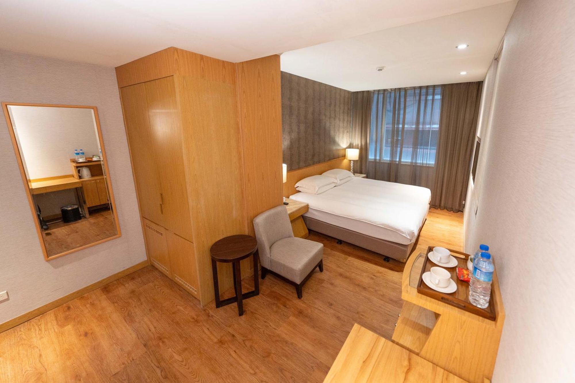 雲富大飯店 Hotel Cloud-Zhongshan Тайпей Екстериор снимка