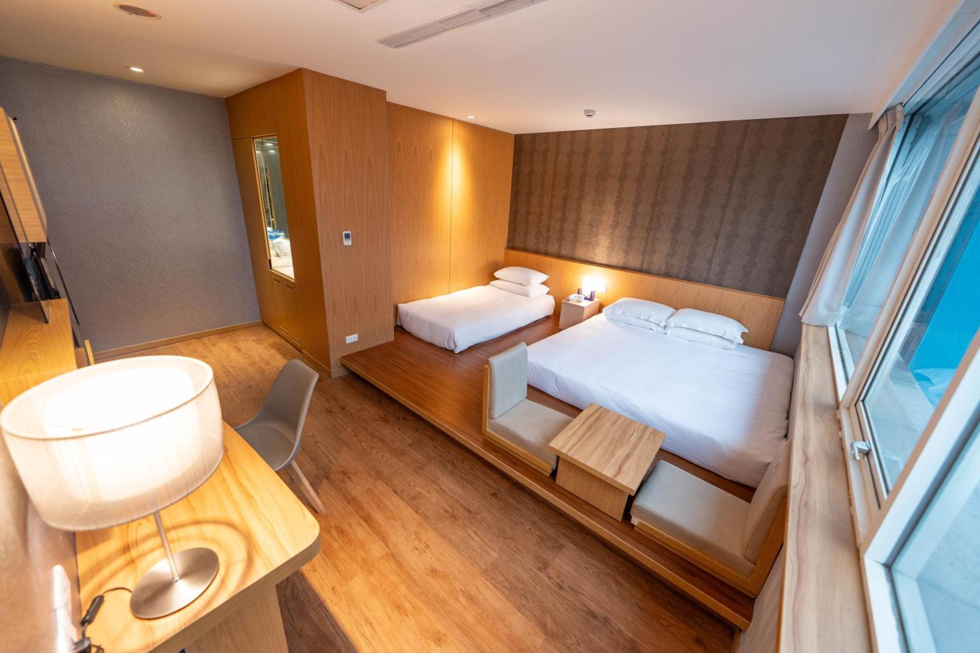 雲富大飯店 Hotel Cloud-Zhongshan Тайпей Екстериор снимка
