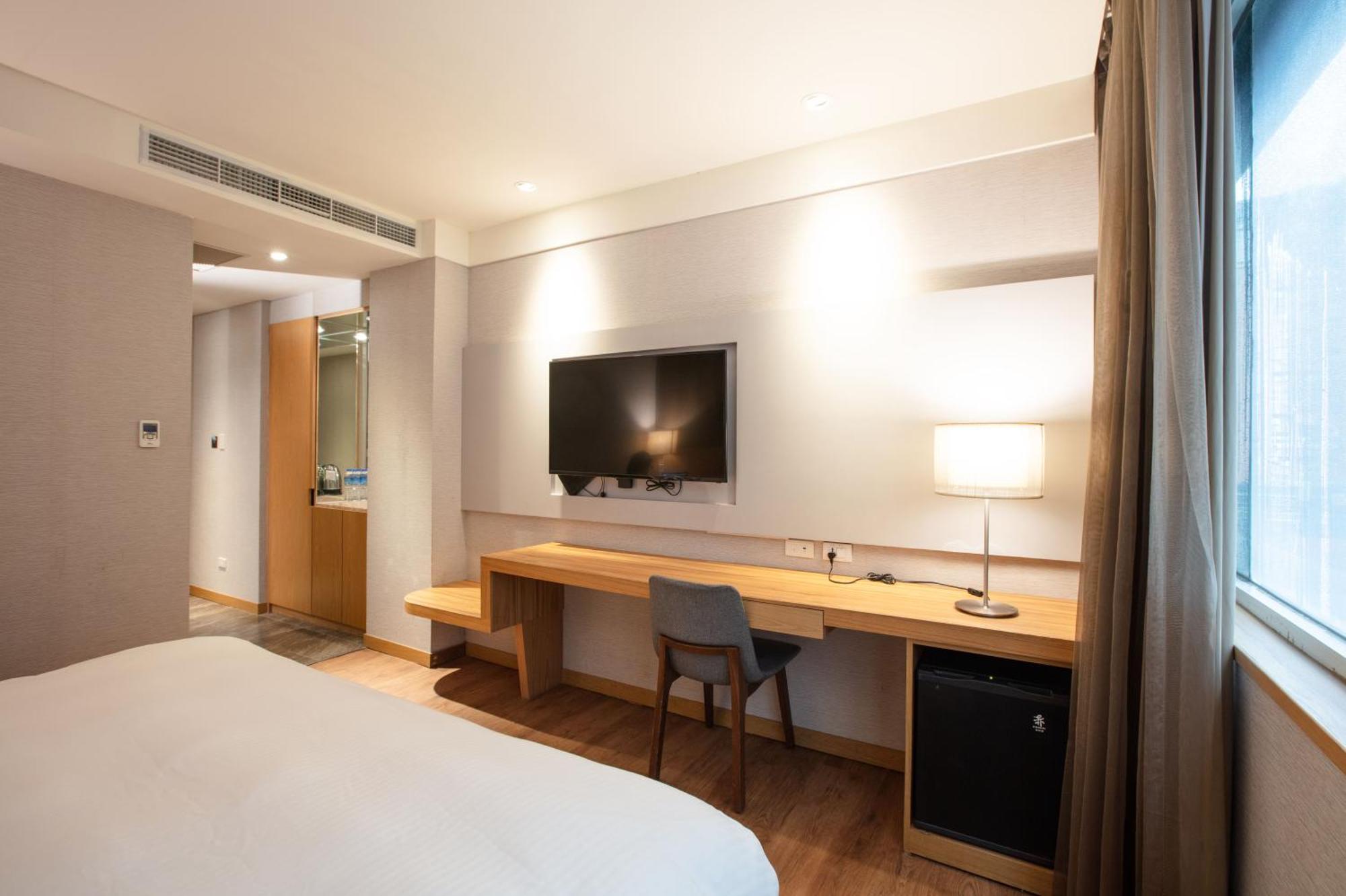 雲富大飯店 Hotel Cloud-Zhongshan Тайпей Екстериор снимка