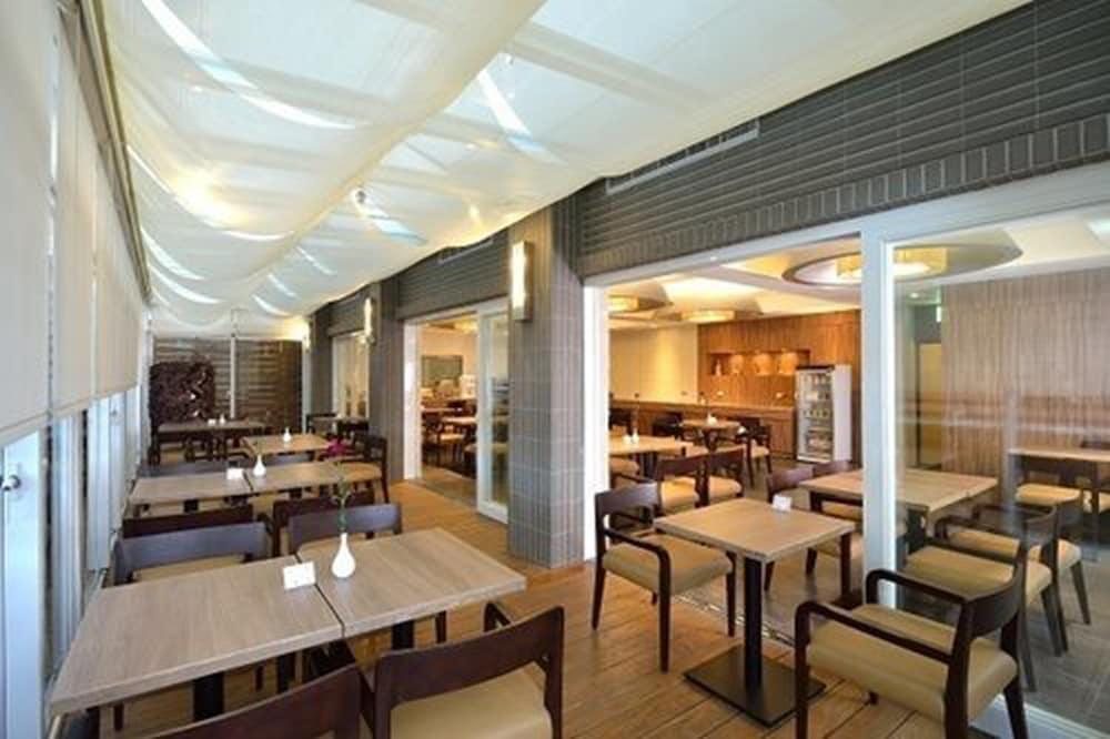 雲富大飯店 Hotel Cloud-Zhongshan Тайпей Екстериор снимка